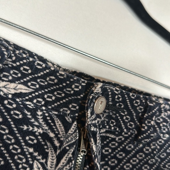 Pilcro and the Letterpress Corduroy Floral Print Serif Skinny Pants - Picture 5 of 11